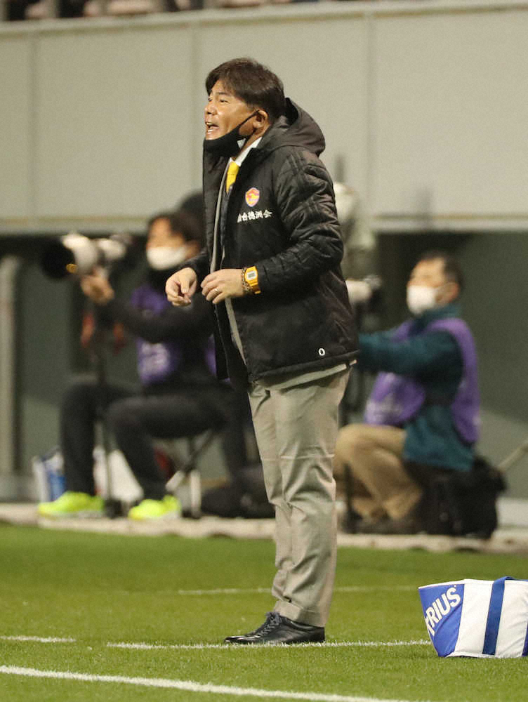 【画像・写真】仙台　5失点大敗…手倉森監督、復帰初勝利ならず　平岡「早い時間の失点で勢い与えた」