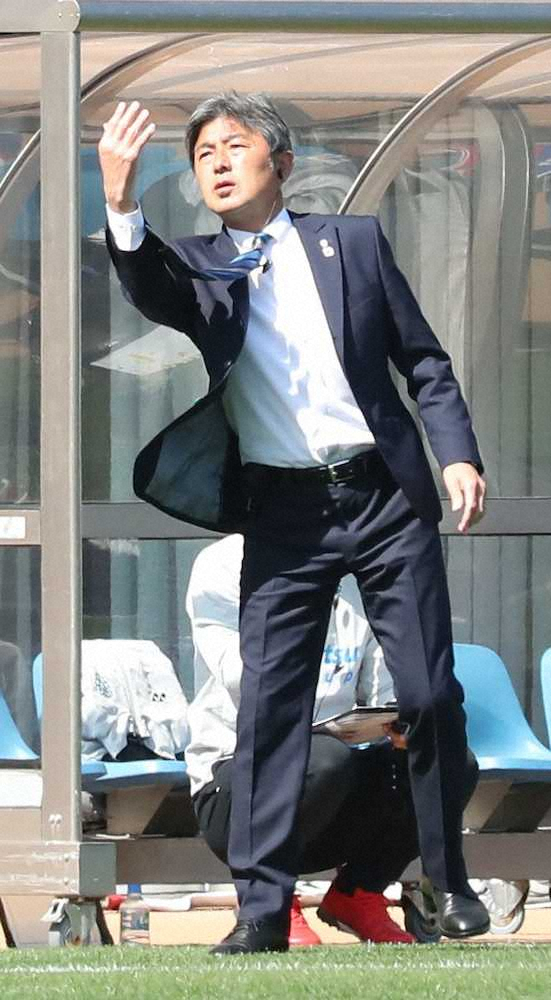 【画像・写真】福岡、徳島との昇格組対決制し16年9月以来のJ1白星！長谷部監督「おめでとうございます」