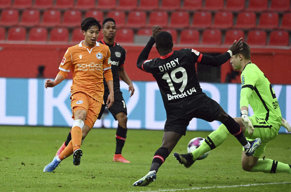 【画像・写真】ビーレフェルト奥川、堂安に続いたダメ押し弾　ドイツ1号で代表初キャップへ万全