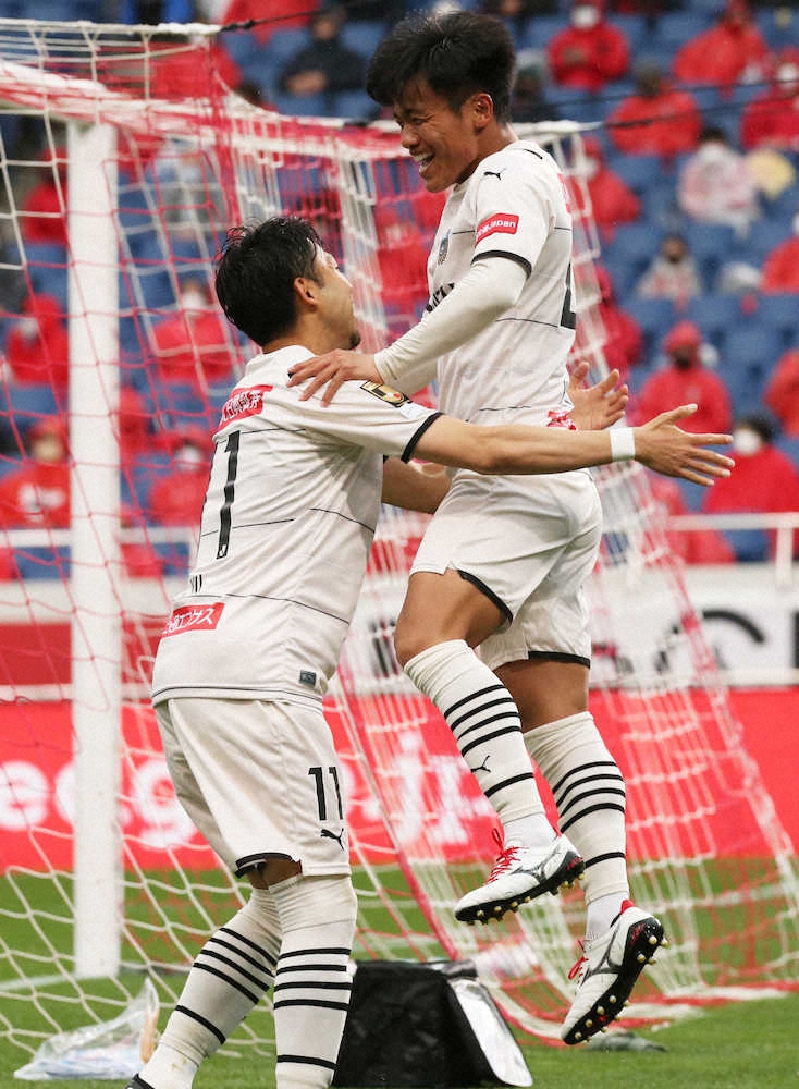 【画像・写真】王者・川崎F5発！敵地で浦和圧倒！三笘温存も山根アシストで小林口火ゴール