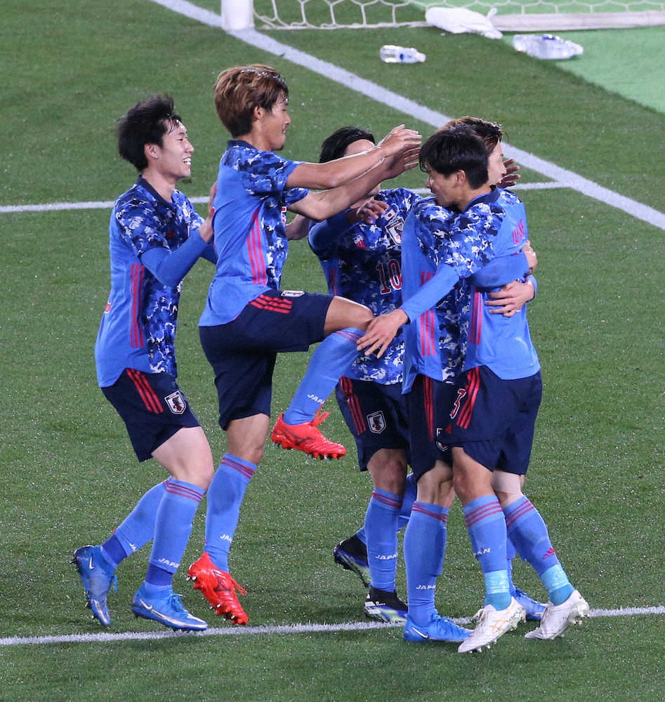 【画像・写真】森保ジャパン  ホームで10年ぶり韓国を完封!初招集の山根が先制弾!鎌田、遠藤も決めた!