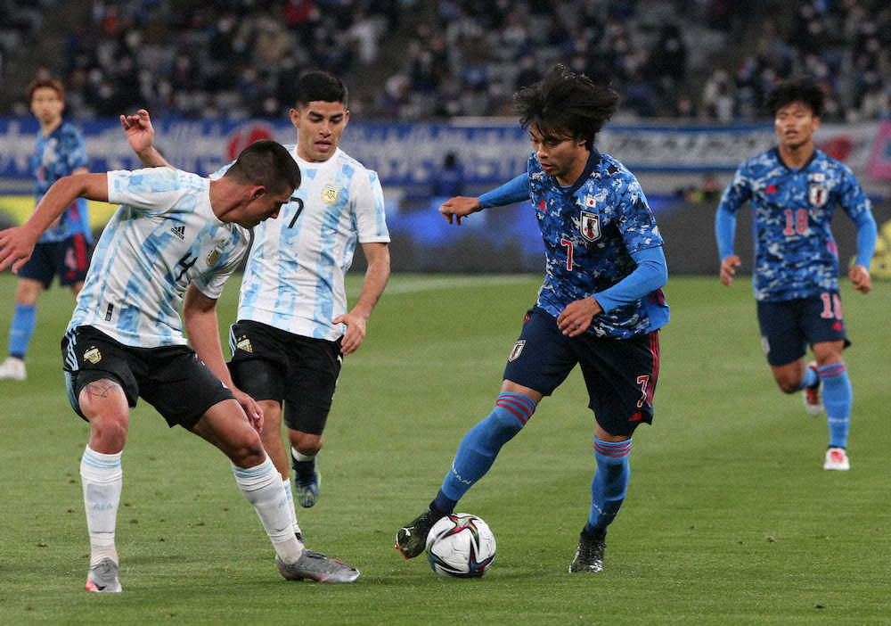 【画像・写真】三笘薫　悔しい途中交代…試合後はミスを悔やむ「たくさん課題が出た。もったいない試合だった」