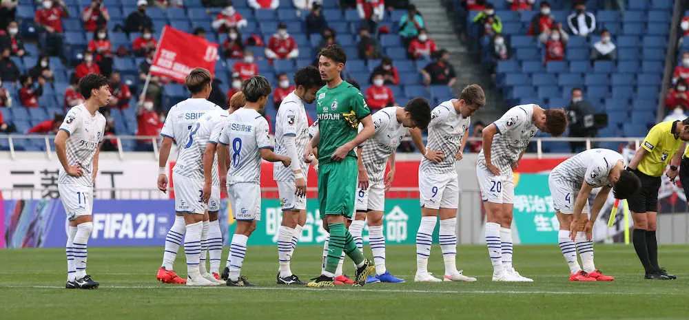 【画像・写真】大分、リーグ戦泥沼7連敗　片野坂監督「勝ち点3を取るためには2点では足りない」