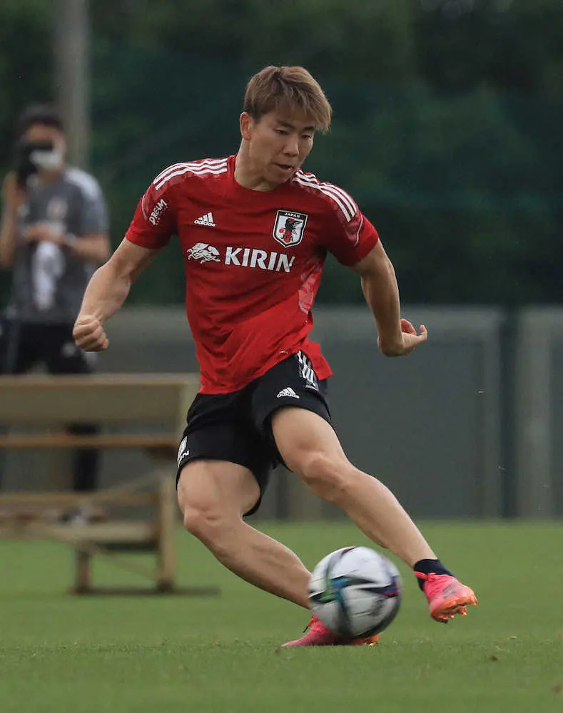 【画像・写真】浅野　“セルビア仕込み”のずぶとさでゴール量産狙う