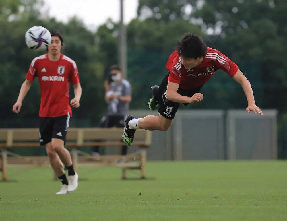 【画像・写真】原口　15日キルギス戦へ背水の覚悟　「生きるか死ぬか。最後のチャンスに懸けて」