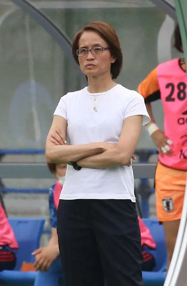 【画像・写真】なでしこ・高倉監督　再び世界一の座へ「奇跡のチームに追いつき、追い越せるように」