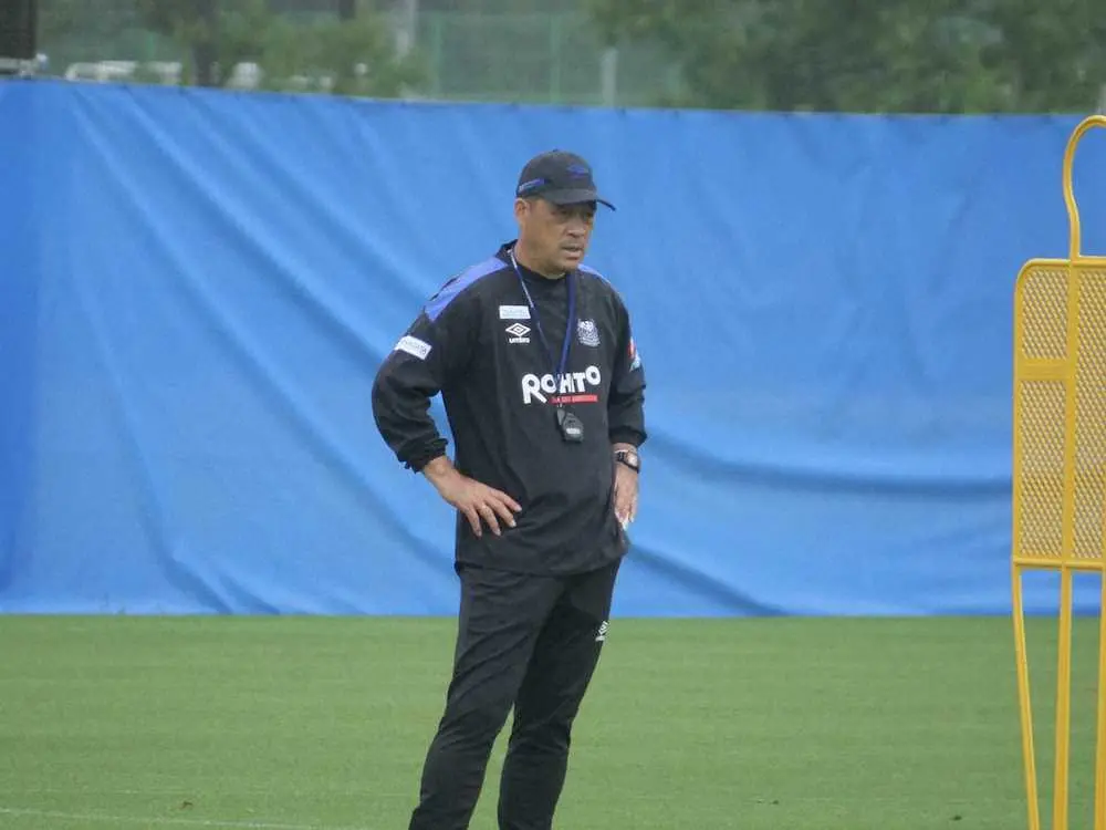 【画像・写真】G大阪・松波監督、25日開幕のACLで“2兎を追う”　J1残留へ向けて連係強化も課題