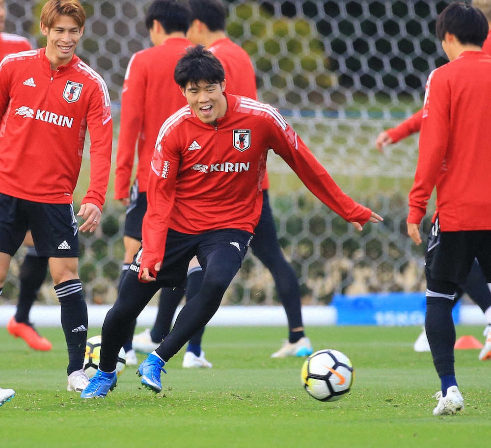 U24日本代表df冨安 右膝問題なし 南アとの 再戦 へ 成長した姿見せたい スポニチ Sponichi Annex サッカー