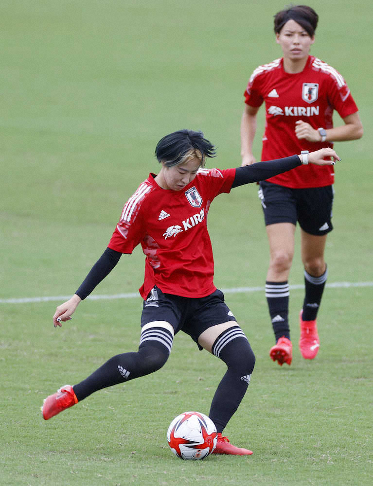 なでしこ遠藤が 五輪仕様 の金色前髪 ネイルは日本代表デザインに スポニチ Sponichi Annex サッカー