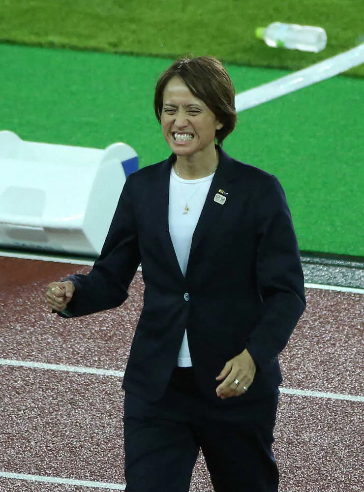【画像・写真】なでしこ・高倉監督　次はスウェーデン戦「選手信じて起用していきたい」