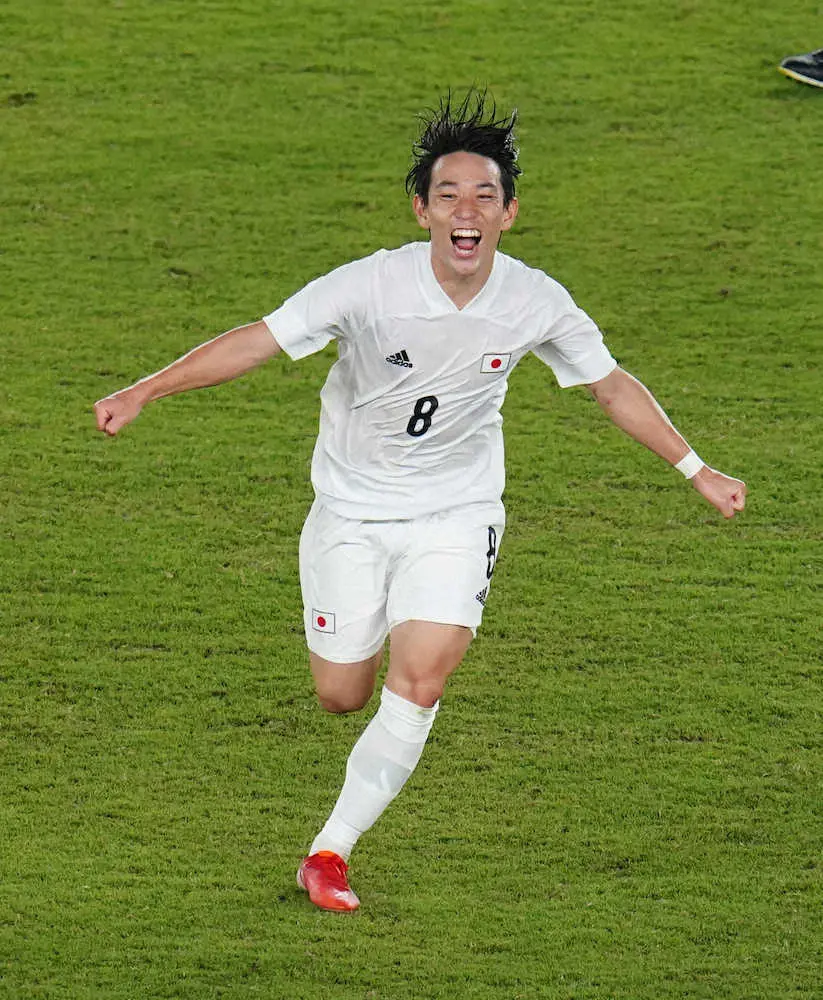 【画像・写真】三好、ダメ押し大会初得点　久保に代わって登場「あの位置で左足で狙うのは得意」