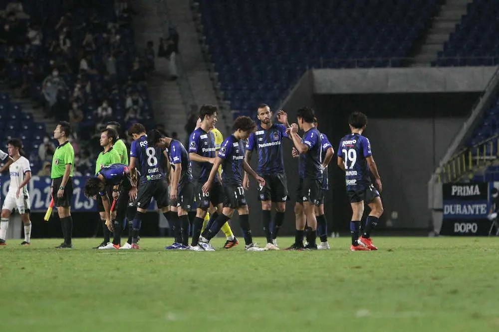 【画像・写真】＜G大阪・松本＞延長戦の末、松本を下したG大阪イレブン