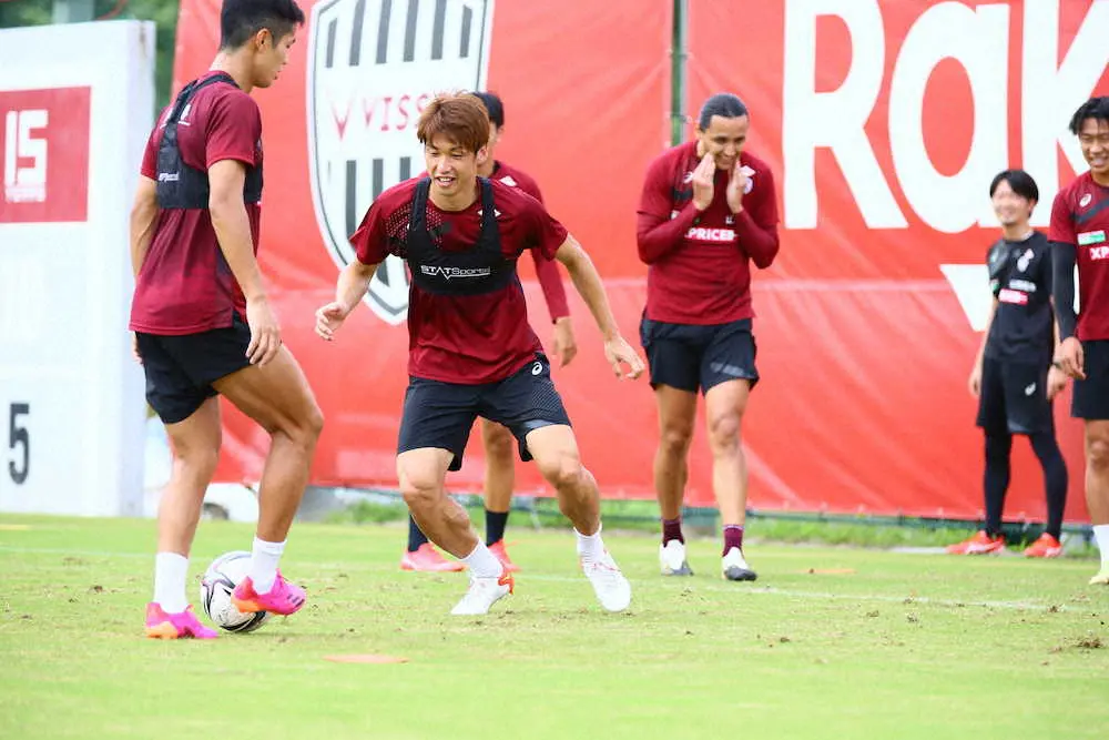 【画像・写真】“神戸の大迫”がチームに合流「レベルの高い選手が中盤にいてボールも出てくる」