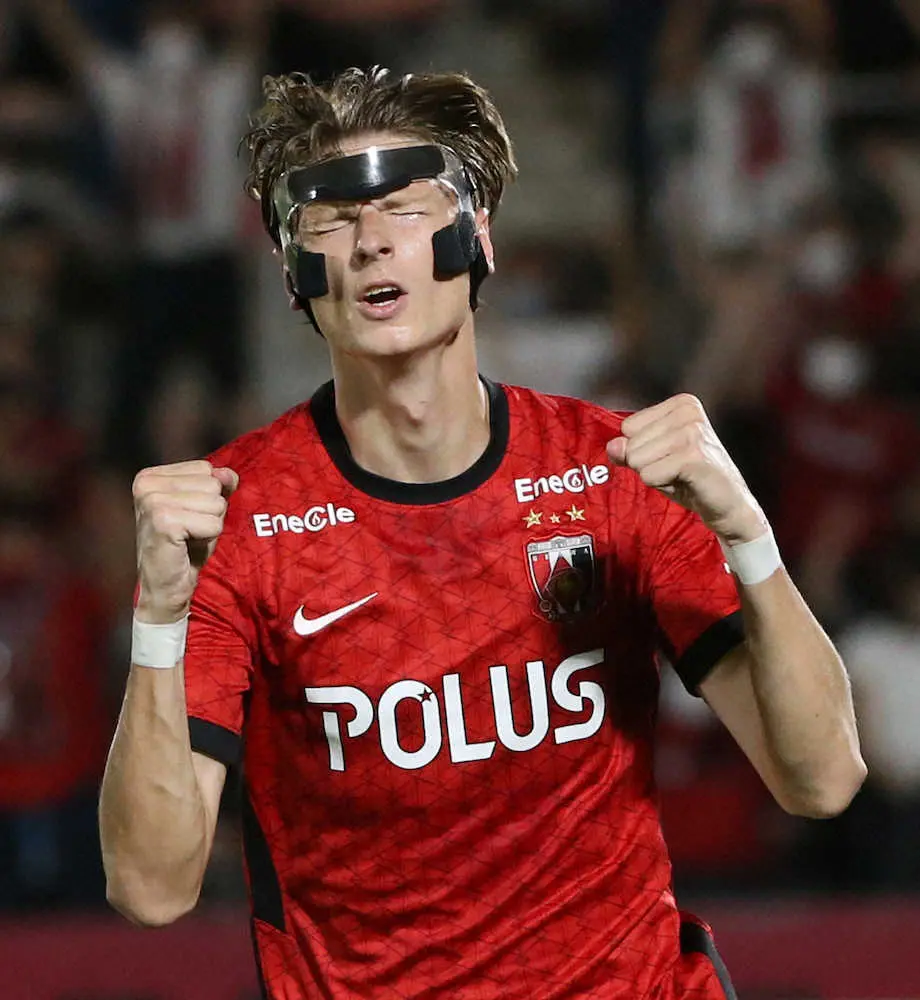 【画像・写真】浦和、ユンカーV弾で3連勝　世界唯一のフェースガード「怖さ全くない」