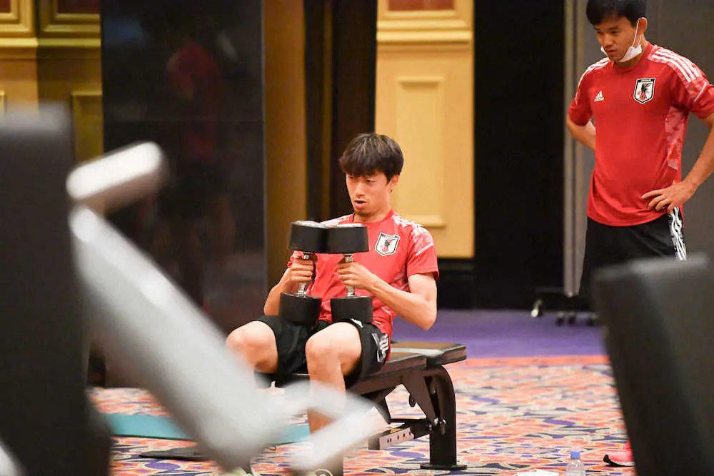 【画像・写真】室屋成、幼なじみ・南野からエールもらった…「もう落とせない」中国戦勝利誓う