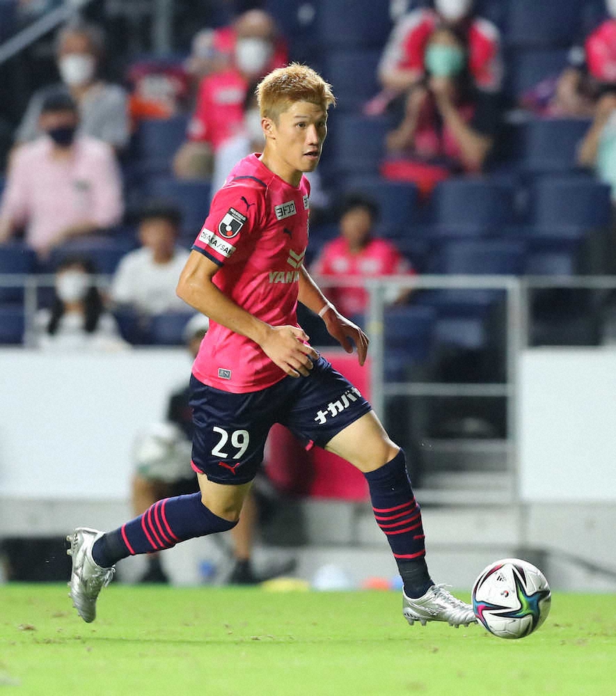【画像・写真】最前線で躍動する加藤陸次樹を見よ！　小菊監督「将来のセレッソ担う選手」　24日ホーム横浜戦でも期待　