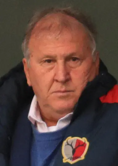 【画像・写真】ジーコ氏　40年来の愛車のレプリカ発売に笑顔　81年トヨタ杯MVPの副賞「自慢の宝物」