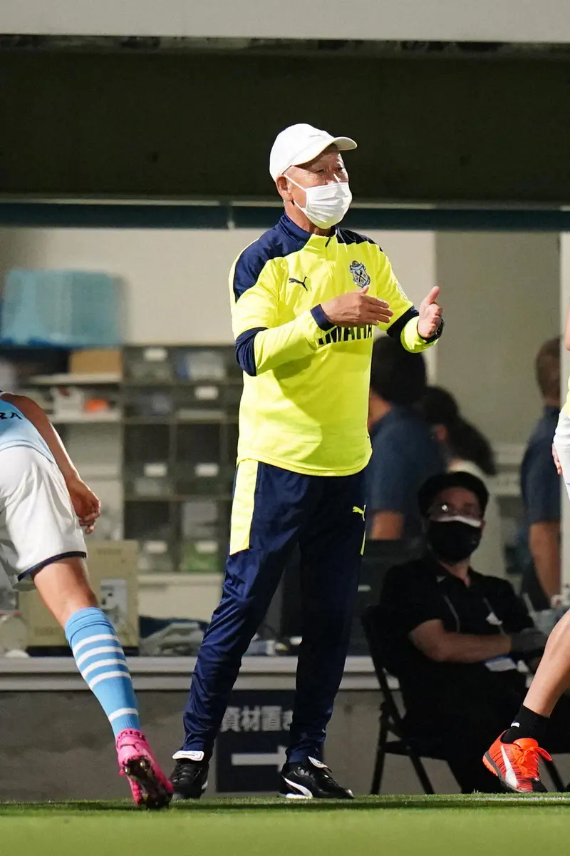 【画像・写真】J2磐田　鈴木政一監督が退院　経過観察は継続で服部年宏HCが引き続き暫定指揮