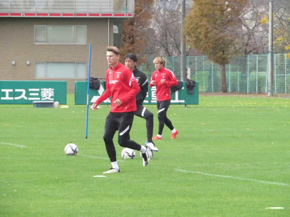 【画像・写真】浦和・明本＆ユンカーが部分合流、柴戸＆小泉はフルメニュー、復帰へ着々