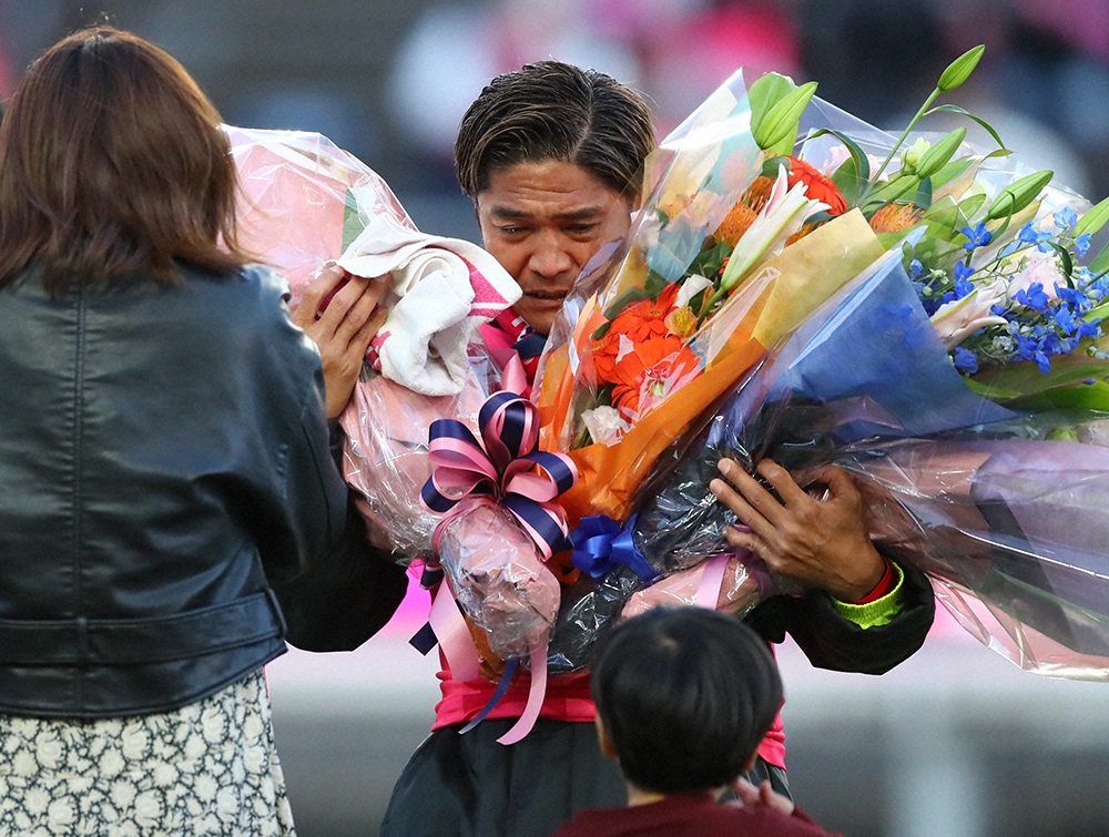 【画像・写真】C大阪、大久保の引退セレモニーに花添える1勝