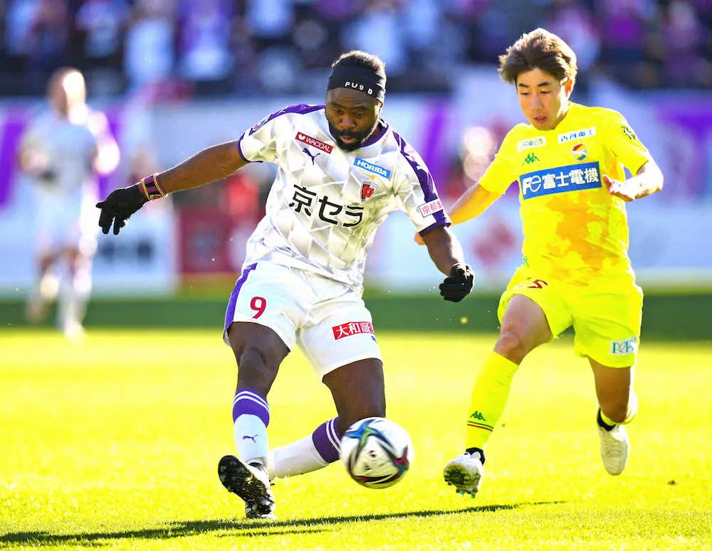 【画像・写真】J2京都　12年ぶりのJ1昇格決定！　チョウ貴裁監督は就任1年目での悲願達成