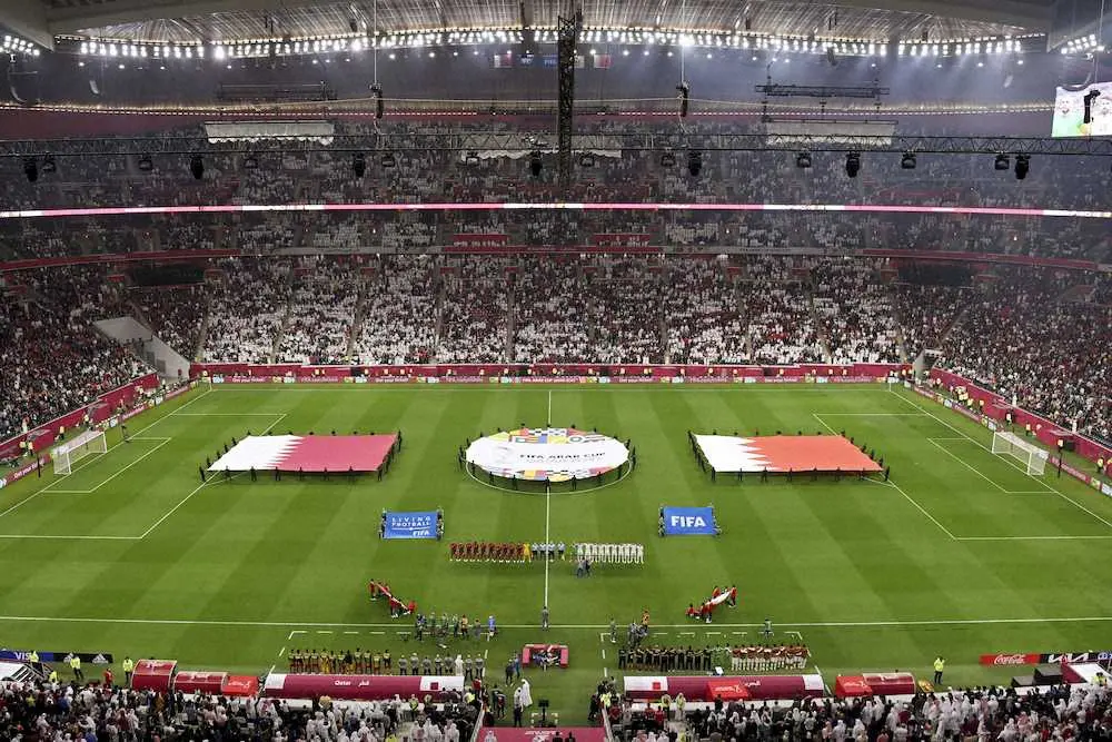 【画像・写真】カタールW杯会場　こけら落としに4万7813人、世界でコロナ新変異株拡大も