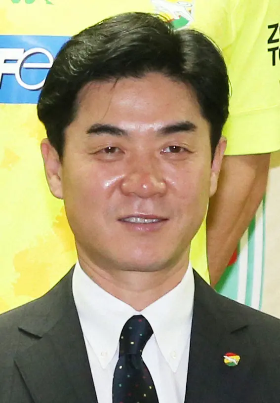 【画像・写真】千葉　ユン・ジョンファン監督と来季の契約更新　「J1昇格を果たせるよう、最善を尽くす」