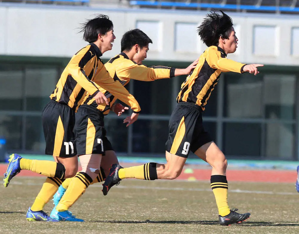 【画像・写真】前橋育英・守屋練太郎が今大会初のハットトリック！「次もチームに貢献できるように点取りたい」