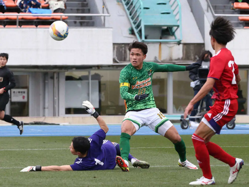 大社 青森山田 後半 ゴールを決める青森山田 松木 中 撮影 西海健太郎 スポニチ Sponichi Annex サッカー