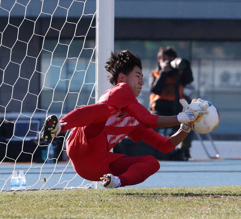 【画像・写真】桐光学園　2戦連続PK戦制して9大会ぶり8強！守護神・吉田がまた止めた