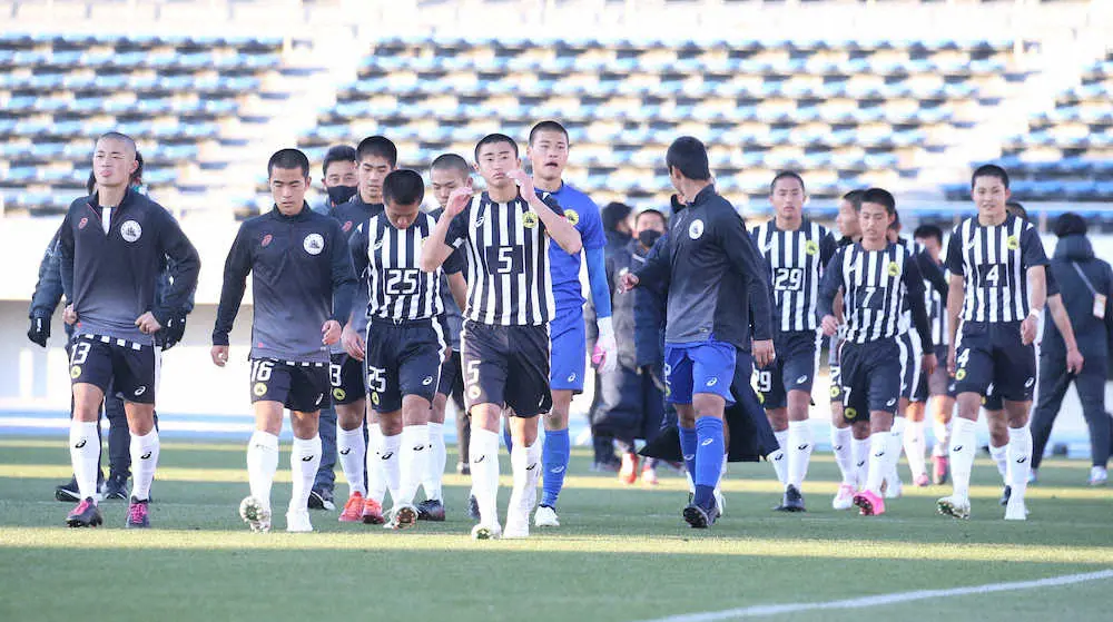 【画像・写真】長崎総科大付3失点完敗で8強ならず…「小嶺監督の分まで」指揮官の思い胸に奮闘も