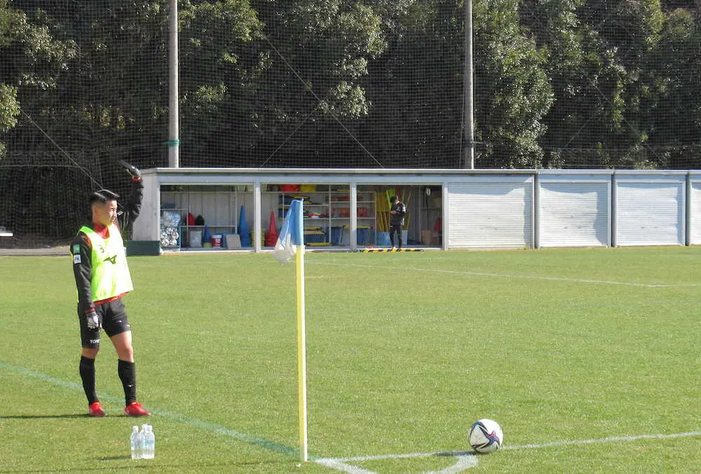 【画像・写真】名古屋の22年第1号はMF仙頭がゲット　鳥栖から移籍し、いきなり弾「結果を残せたこと良かった」