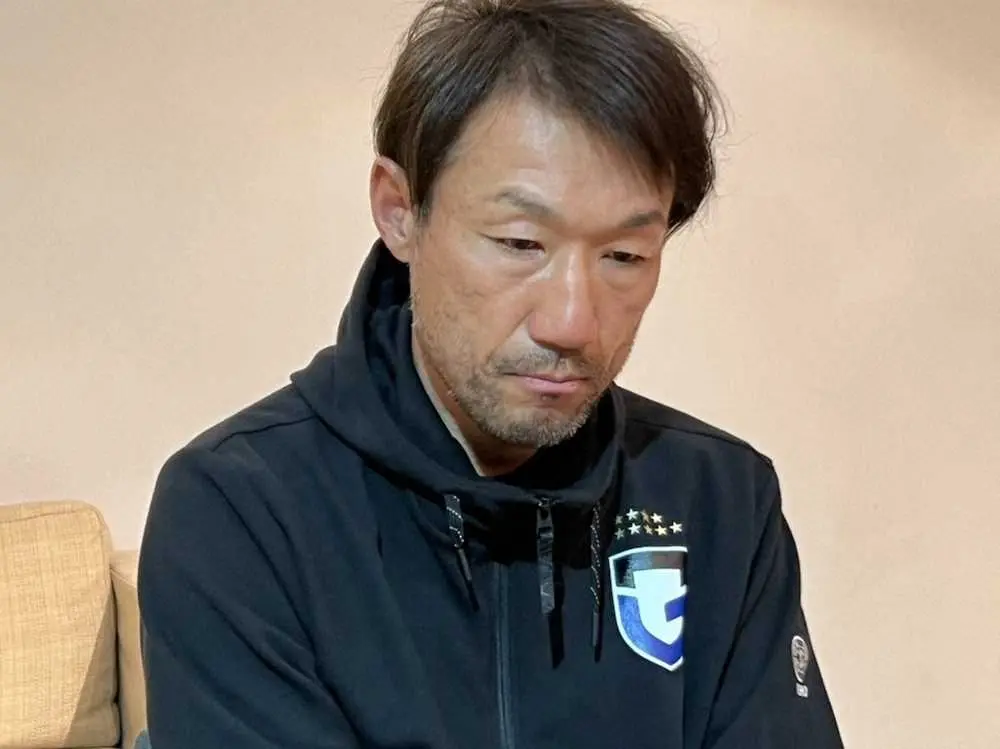 【画像・写真】G大阪・片野坂監督が沖縄キャンプ“中間報告”「大枠のところは理解してトライしてくれている」
