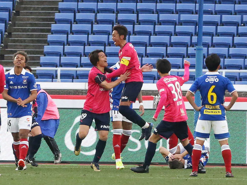 【画像・写真】C大阪・清武「いいボールきた」　劇的ゴールでドロー　17歳・北野もデビュー戦で豪快シュート見せた