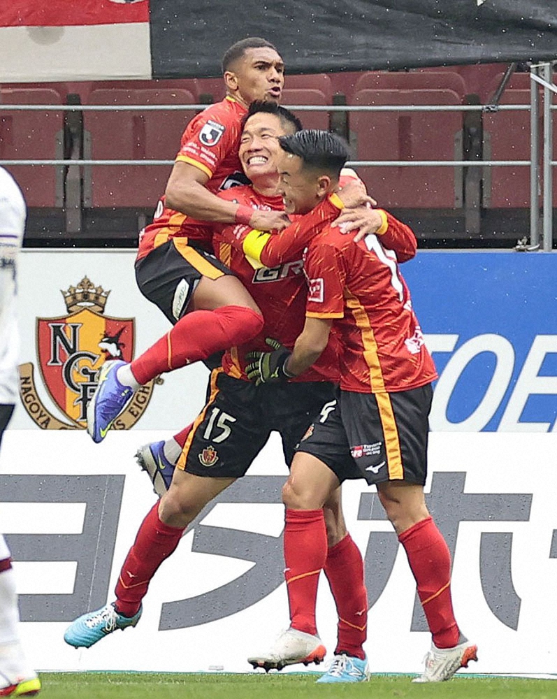 【画像・写真】ビルドアップvsハイプレスのヒートアップ