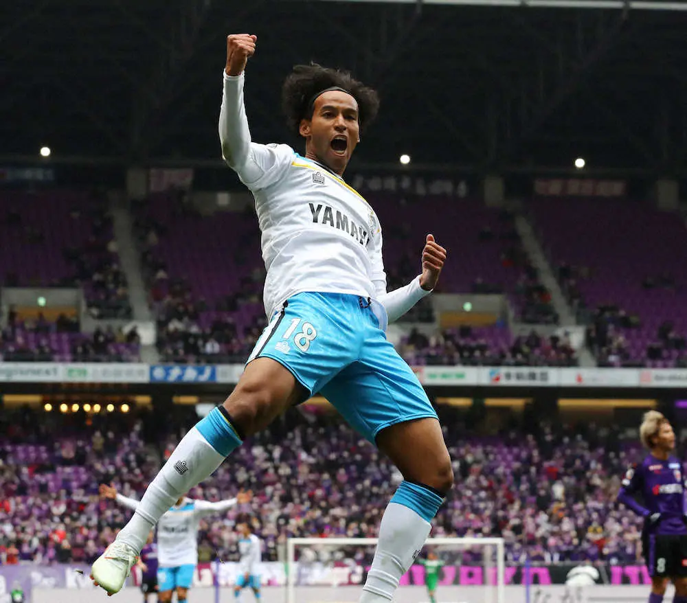 【画像・写真】3季ぶりJ1昇格の磐田が今季初勝利　京都に4発快勝、伊藤監督「勝ち点3は大きい」