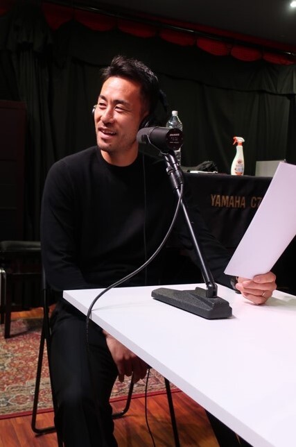 【画像・写真】日本代表・吉田麻也が移動中も一瞬の駆け引きを磨くオンラインゲーム ベラジョン無料版の魅力を語る！