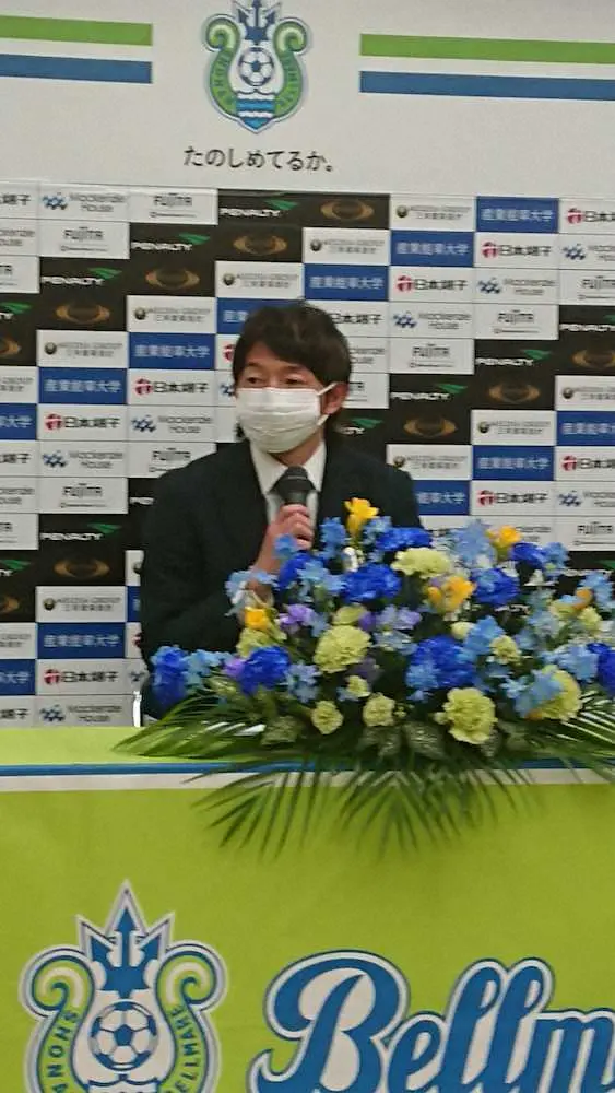 【画像・写真】湘南・石原直樹氏が引退会見「夢は湘南ベルマーレの監督になること」