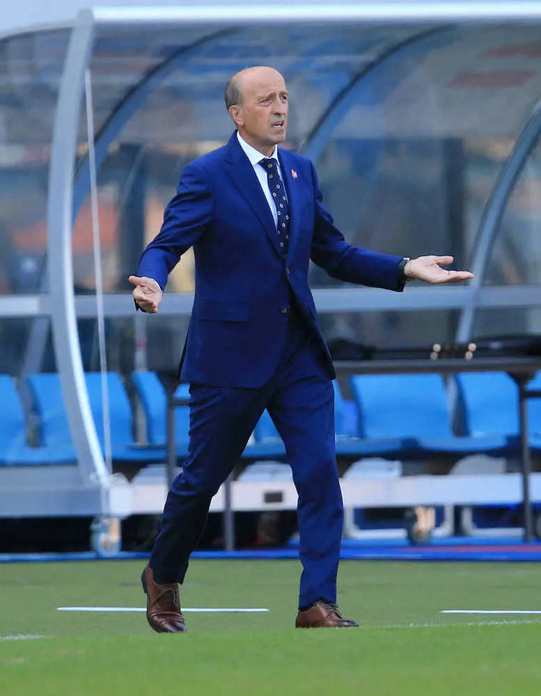 【画像・写真】J1神戸新監督にロティーナ氏就任　永井秀樹SD「この状況をすぐに好転してもらえるのは彼しかいない」