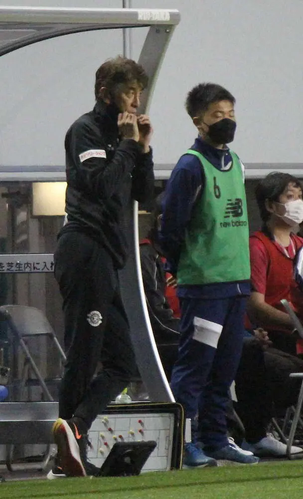 【画像・写真】代行指揮の井原ヘッド　柏の今大会初勝利導く「監督にいいプレゼントになった」