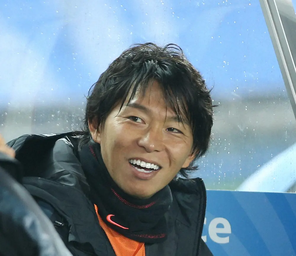 【画像・写真】サッカー元日本代表・佐藤寿人氏　相手選手と交換するユニホーム代は自腹　21年間で支払った金額は…