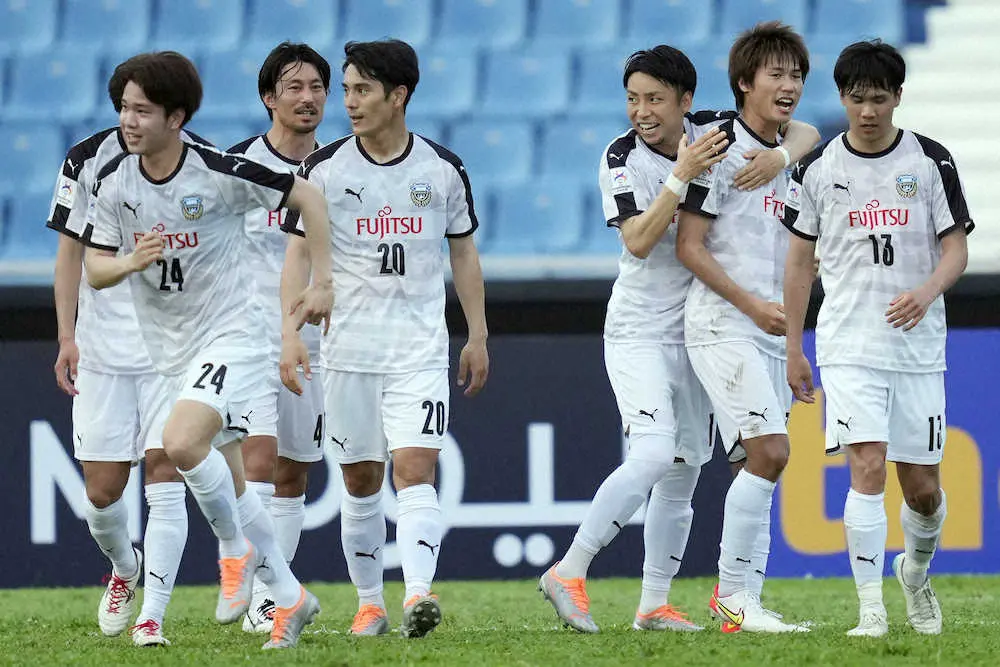 【画像・写真】川崎F、劇的ドロー発進　右肩脱臼から復帰の車屋AT弾　「自分らしくない」ボレーで大仕事