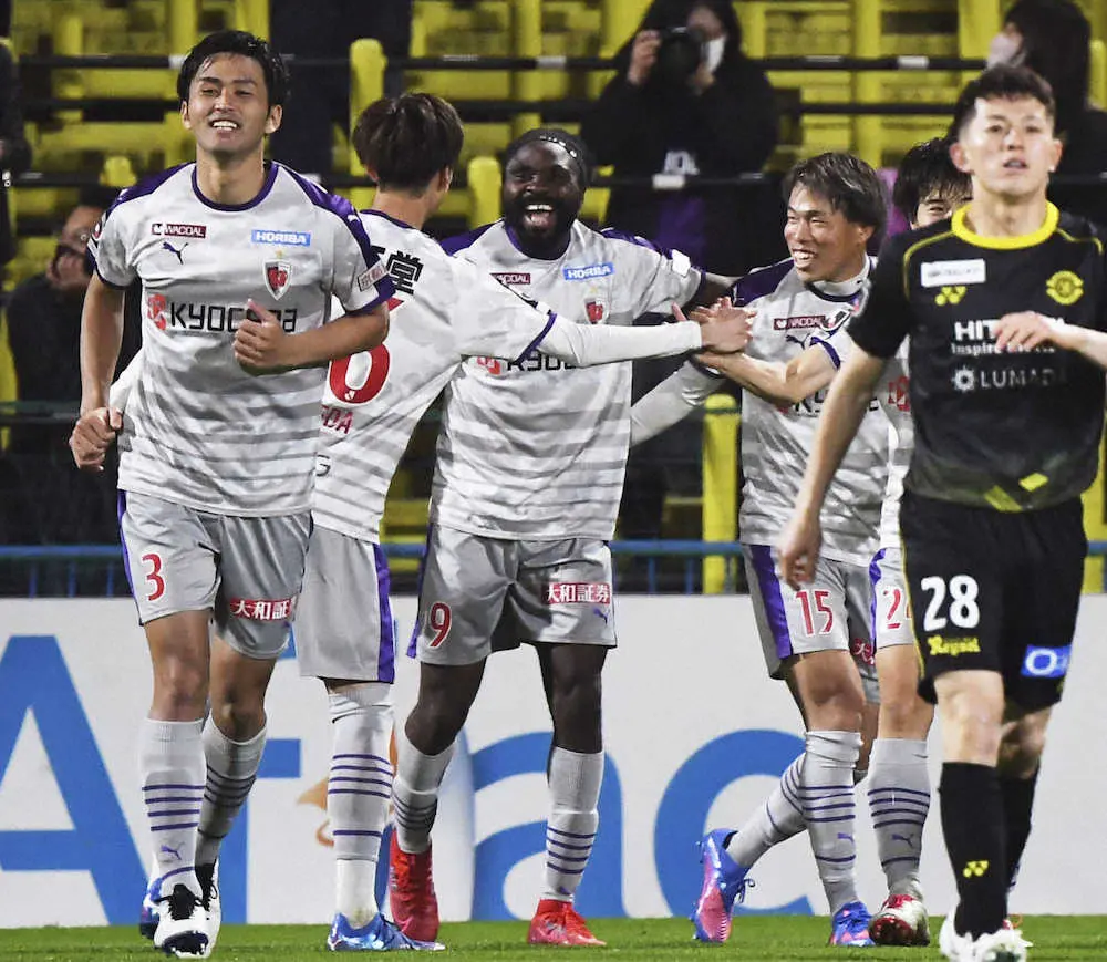 【画像・写真】3戦連発のウタカに京都MF福岡慎平「本当に38歳なのか、と」