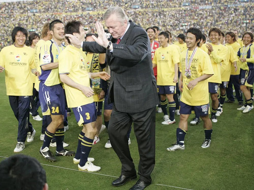 【画像・写真】【歴代担当記者が見たオシムさん】選手の成長を楽しみに見守るオヤジの面も