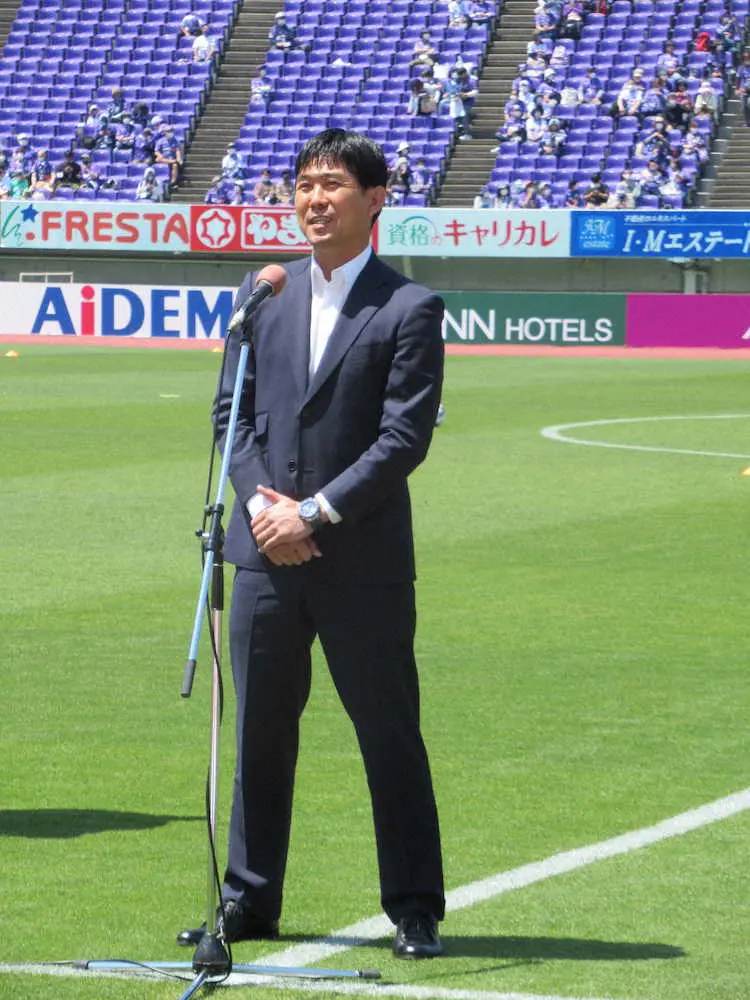 【画像・写真】森保監督誓った！　「W杯で日本歴代最高のベスト8以上を」　古巣広島創立30周年企画で