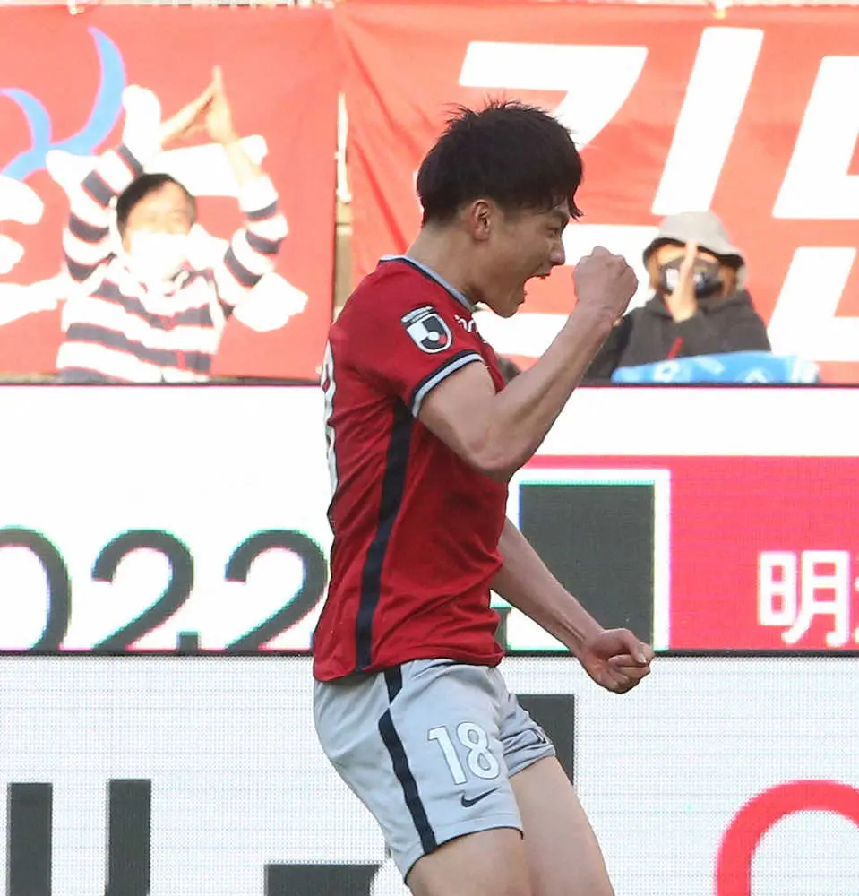 【画像・写真】鹿島がFW上田の2発で首位キープ「後ろを助けられるのも前の仕事」