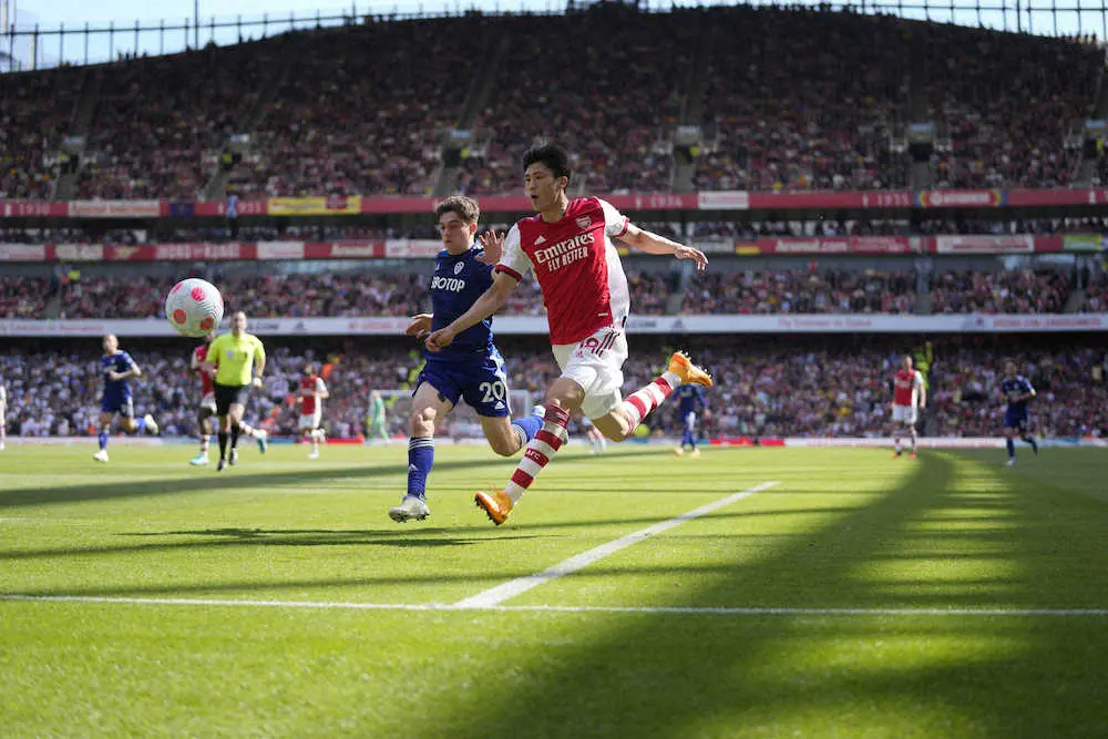 【画像・写真】左サイドバックで4連勝に貢献したアーセナル冨安が「すべきことはやれた」と手応え