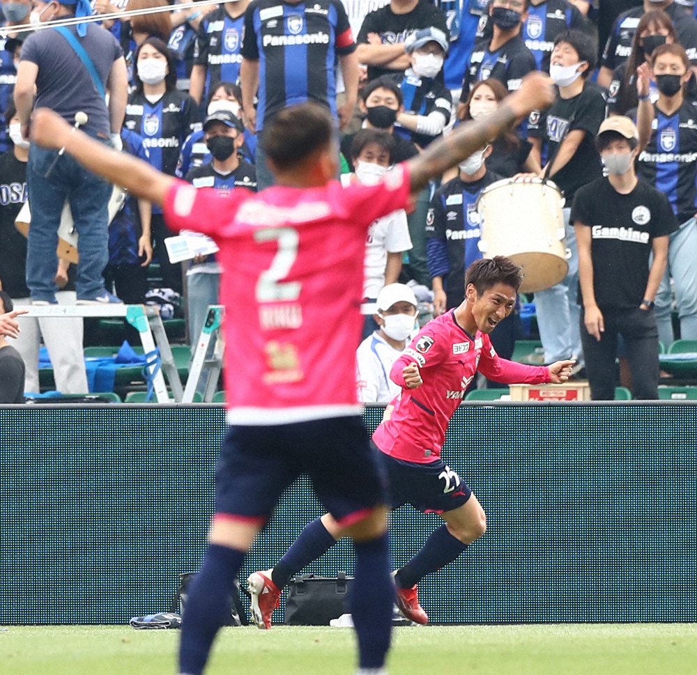 【画像・写真】奧埜の2発でダービー完勝
