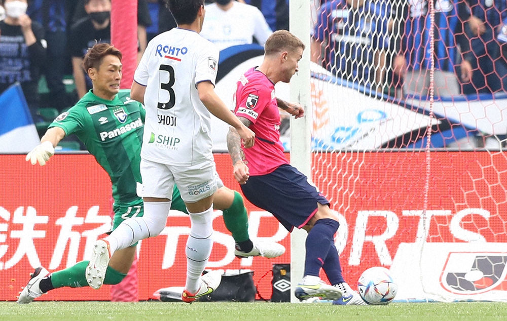 【画像・写真】奧埜の2発でダービー完勝