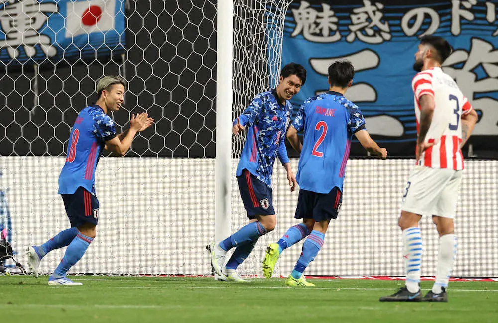 【画像・写真】“ジャガー”浅野　難敵・パラグアイから先制弾！　6分後には鎌田が追撃弾！